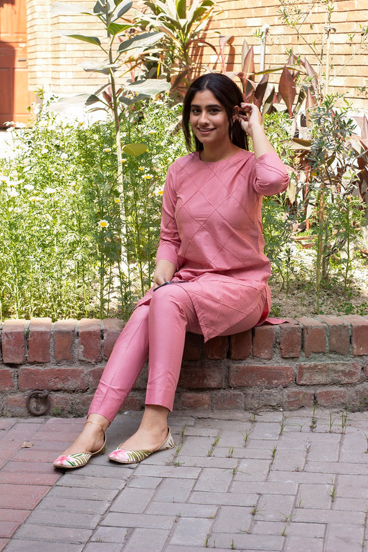 Pack of Two Off White Stitched Suit