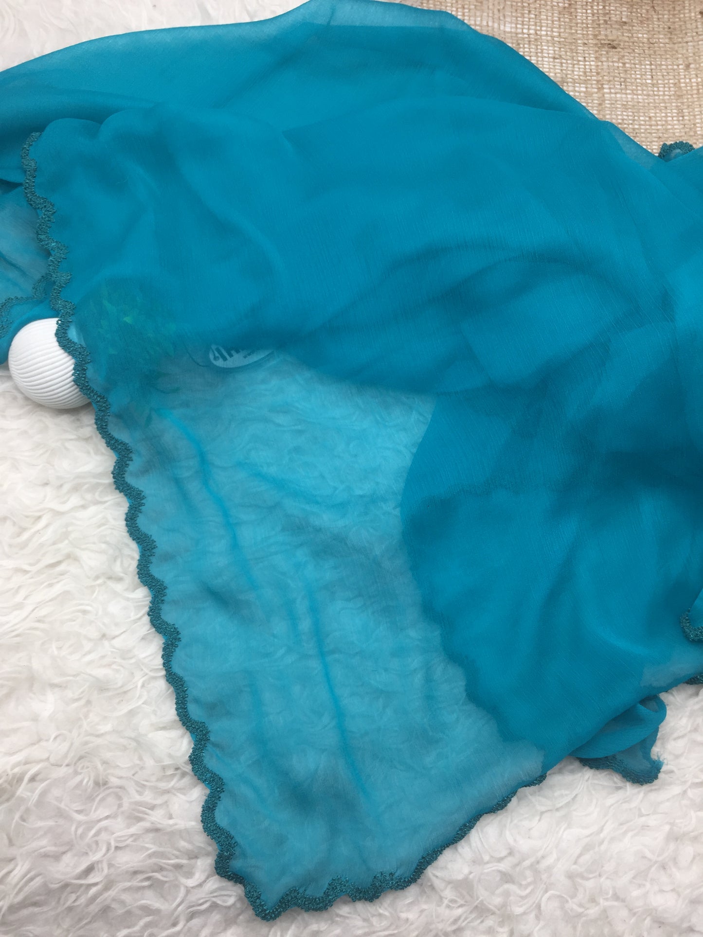 Four sided crochet dupatta