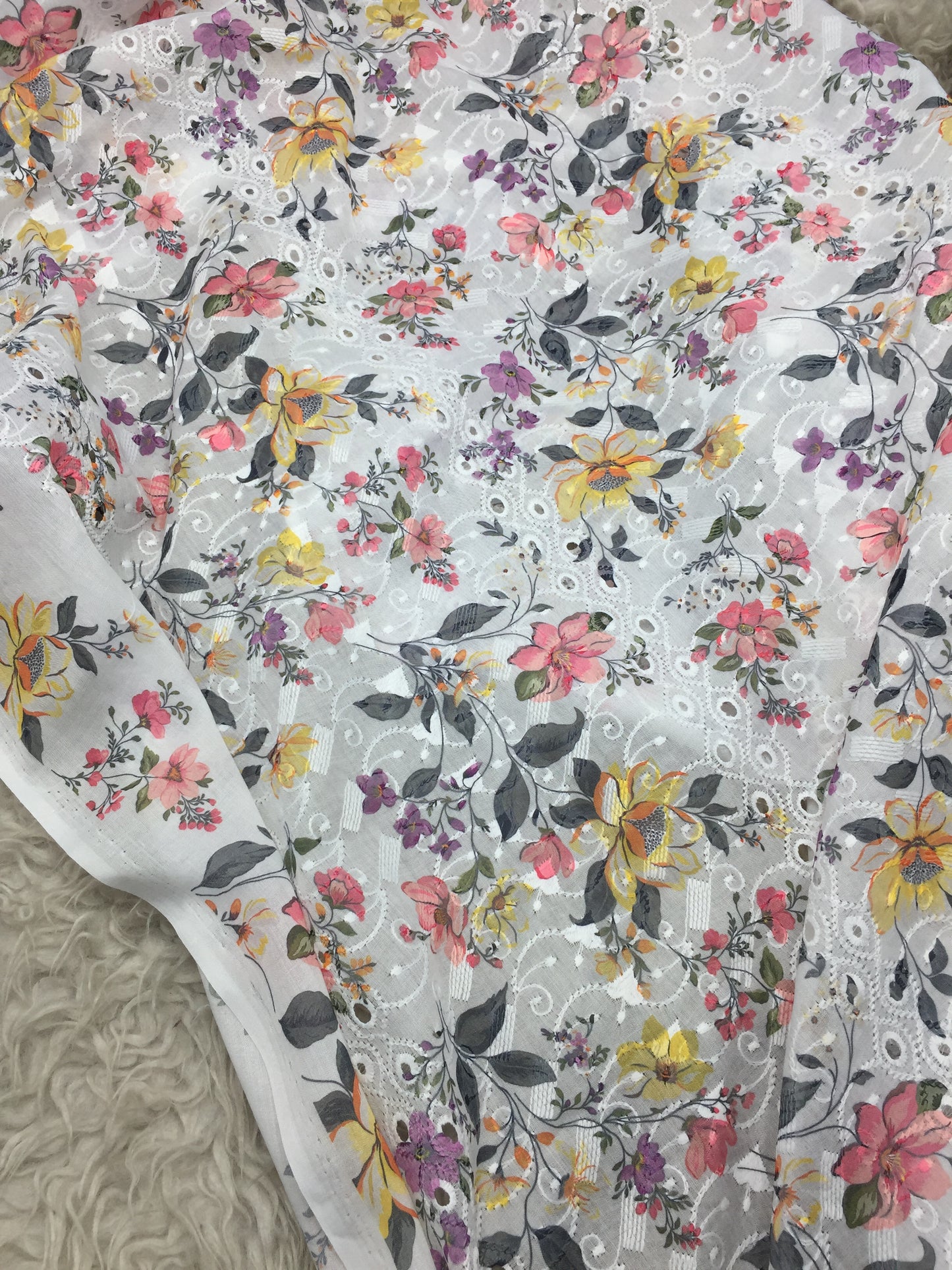 Premium Lawn Dupatta