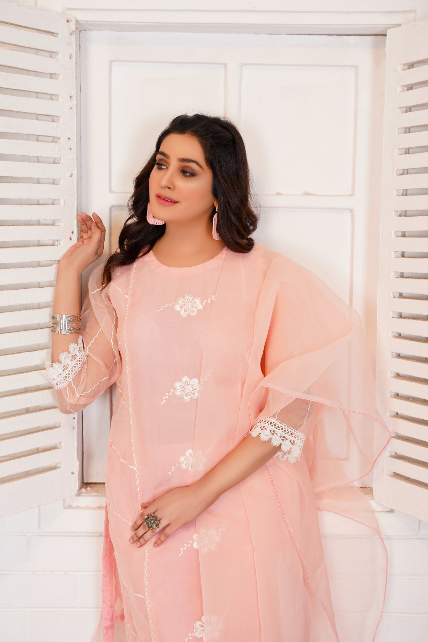 OYSTER PINK ORGANZA SUIT