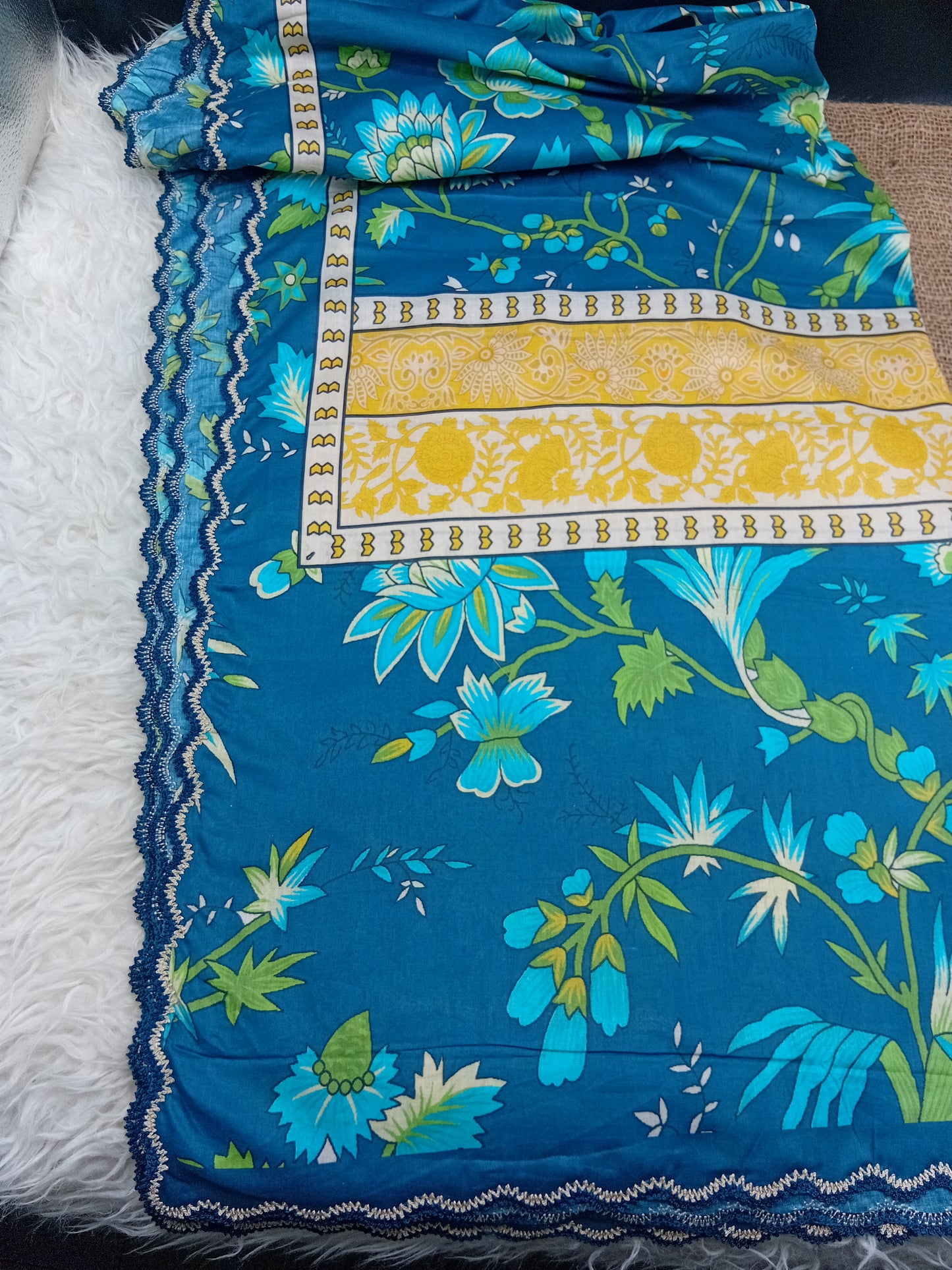 Lawn Dupatta Fourside Crochet just In