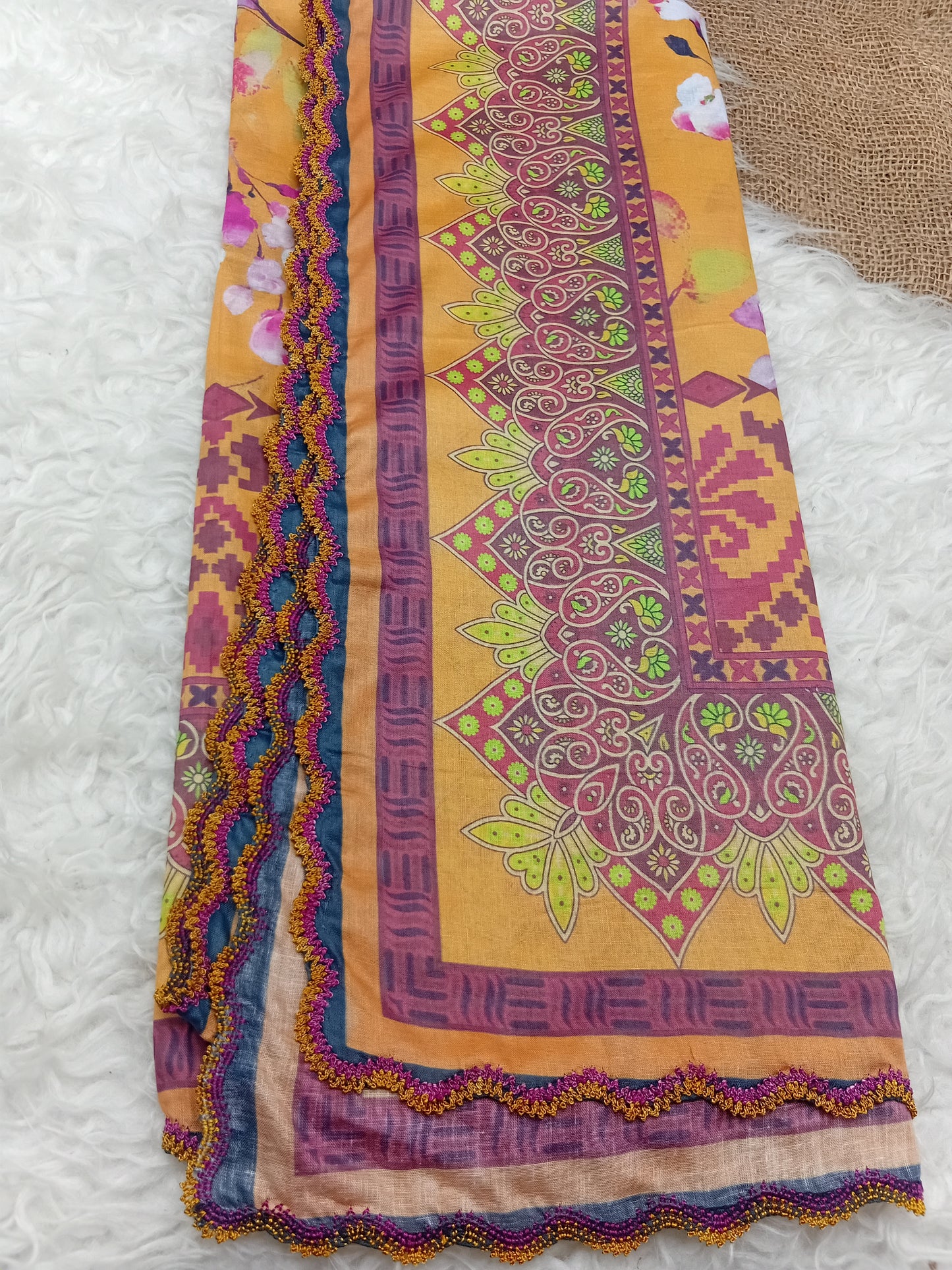 Lawn Dupatta Fourside Crochet Just in