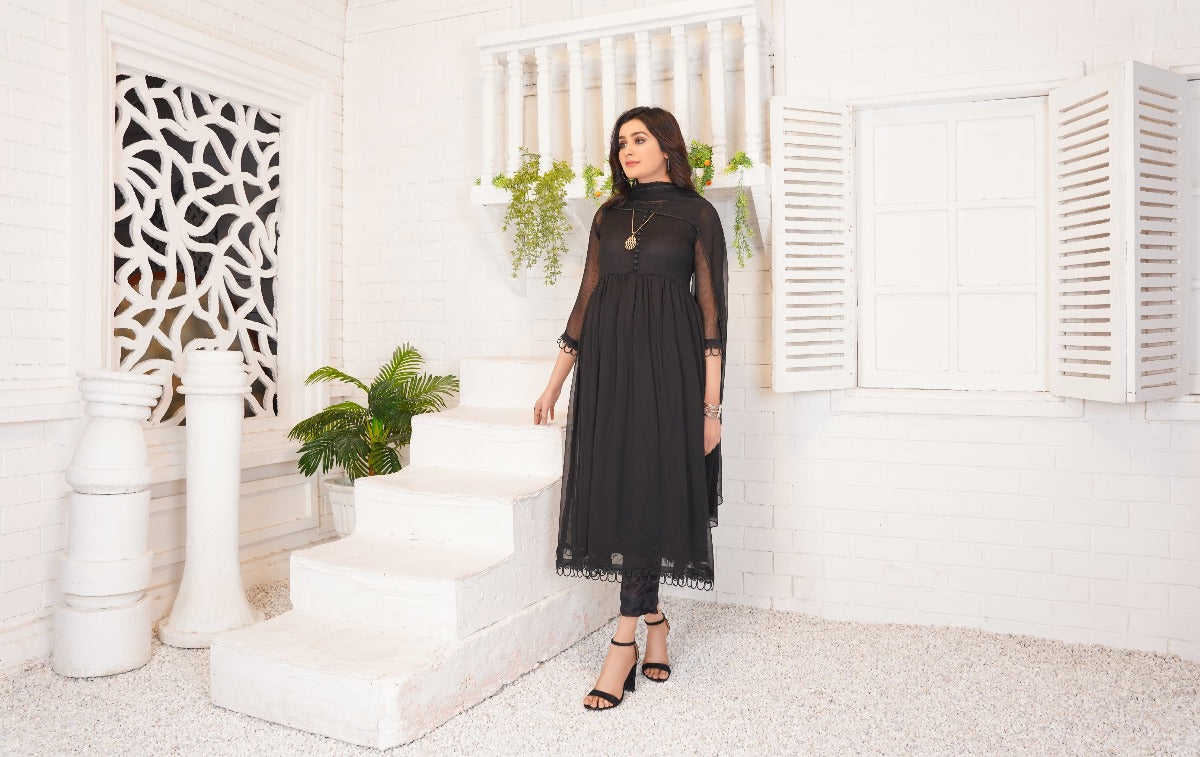 PLAIN BLACK CHIFFON SUIT